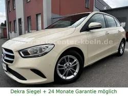 Beige Gebraucht 2019 Mercedes B180 Van / Kleinbus | 9.450 € (Fairer Preis)