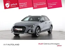 Grau Gebraucht 2024 Audi A3 Ambiente Limousine | 39.739 €