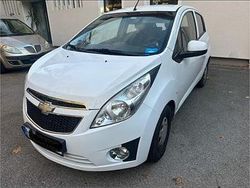 Weiß Gebraucht 2012 Chevrolet Spark Kleinwagen | 1.990 € (Guter Preis)