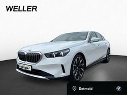 Alpinweiss iii (weiß) Gebraucht 2024 BMW 520 Comfort Edition Limousine | 44.450 € (Superpreis)