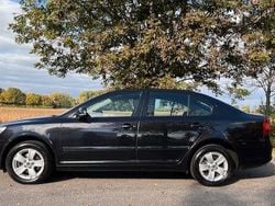 Schwarz Gebraucht 2010 Skoda Octavia Ambiente Limousine | 6.600 € (Guter Preis)