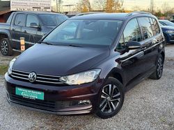 Rot Gebraucht 2019 VW Touran IQ Drive Van / Kleinbus | 19.590 € (Guter Preis)