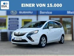Weiß Gebraucht 2016 Opel Zafira Tourer drive Van / Kleinbus | 12.730 € (Teuer)