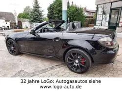Schwarz Gebraucht 2006 Mercedes SLK200 Cabrio | 13.000 €