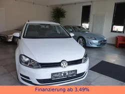 Weiß Gebraucht 2015 VW Golf VII Comfortline Kombi | 9.990 € (Fairer Preis)