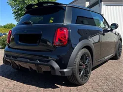 Schwarz Gebraucht 2021 Mini John Cooper Works Kleinwagen | 21.399 € (Fairer Preis)