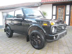 Schwarz Gebraucht 2021 Lada niva SUV | 14.450 € (Fairer Preis)