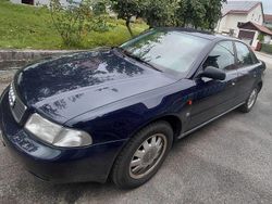Blau Gebraucht 1996 Audi A4 Limousine | 2.600 € (Fairer Preis)