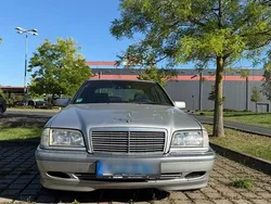 Silber Gebraucht 1997 Mercedes C240 Elegance Limousine | 3.450 € (Fairer Preis)
