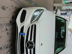Weiß Gebraucht 2017 Mercedes C200 Limousine | 15.990 €