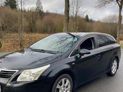 Schwarz Gebraucht 2010 Toyota Avensis Kombi | 4.500 € (Guter Preis)