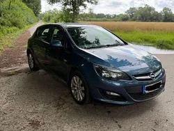 Blau Gebraucht 2015 Opel Astra Edition Limousine | 6.800 € (Fairer Preis)