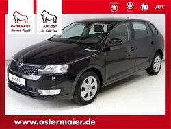 Schwarz metallic Gebraucht 2015 Skoda Rapid Ambition Kombi | 13.430 € (Teuer)