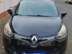 Schwarz Gebraucht 2014 Renault Clio IV Dynamique Limousine | 5.800 €