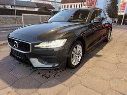 Savile grey / metallic Gebraucht 2019 Volvo V60 Momentum Kombi | 16.600 € (Fairer Preis)