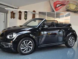 Ebenholzschwarz Gebraucht 2018 VW Beetle Design Cabrio | 17.890 € (Fairer Preis)