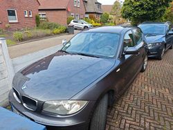 Grau Gebraucht 2007 BMW 118 Kleinwagen | 3.000 € (Guter Preis)