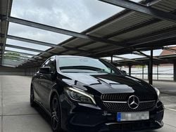Schwarz Gebraucht 2017 Mercedes CLA220 AMG line Limousine | 18.700 € (Fairer Preis)