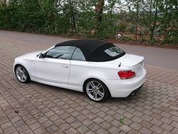 Weiß Gebraucht 2009 BMW 118 Cabriolet M Sport Cabrio | 8.250 €