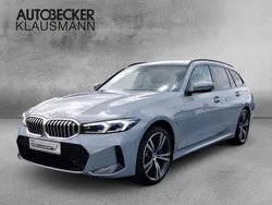Grau Gebraucht 2024 BMW 330e M Sport Kombi | 48.515 € (Fairer Preis)