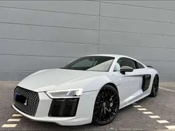 Grau Gebraucht 2016 Audi R8 Coupé Advanced Coupé | 104.000 € (Guter Preis)