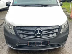 Weiß Gebraucht 2014 Mercedes Vito Van / Kleinbus | 12.500 €