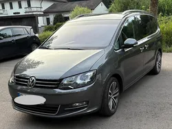 Grau Gebraucht 2014 VW Sharan Van / Kleinbus | 14.400 € (Fairer Preis)