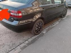 Schwarz Gebraucht 2003 VW Polo Limousine | 1.300 € (Guter Preis)