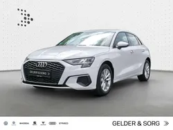 Ibisweiß Gebraucht 2023 Audi A3 Business Limousine | 26.790 € (Guter Preis)
