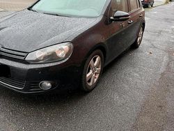 Schwarz Gebraucht 2010 VW Golf VI Limousine | 4.600 € (Guter Preis)