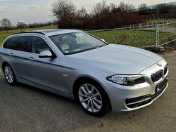 Silber Gebraucht 2013 BMW 520 Luxury Line Kombi | 10.700 € (Fairer Preis)