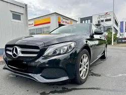 Schwarz Gebraucht 2016 Mercedes 220 Limousine | 18.600 €