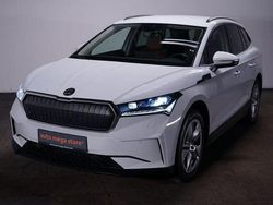 White metallic Gebraucht 2021 Skoda Enyaq iV SUV | 19.998 € (Guter Preis)