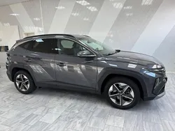 Grau Gebraucht 2024 Hyundai Tucson Trend SUV | 30.950 € (Guter Preis)