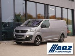 Grau Gebraucht 2023 Fiat e-Scudo Van / Kleinbus | 32.725 €
