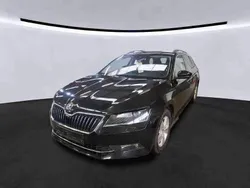 Schwarzmagic perleffekt Gebraucht 2018 Skoda Superb Ambition Kombi | 11.200 € (Guter Preis)