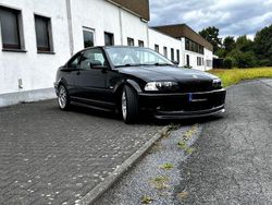 Schwarz Gebraucht 2002 BMW 325 M Sport Coupé | 7.750 € (Etwas zu teuer)