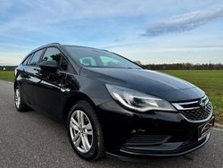 Schwarz Gebraucht 2016 Opel Astra Edition Kombi | 5.990 € (Guter Preis)