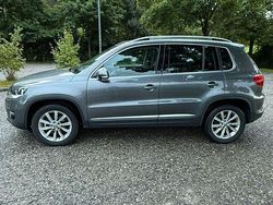 Grau Gebraucht 2011 VW Tiguan Sportline SUV | 11.000 € (Fairer Preis)