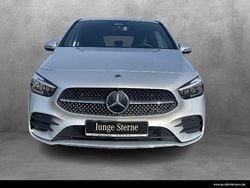Iridiumsilber Gebraucht 2024 Mercedes B200 AMG line Van / Kleinbus | 30.380 € (Guter Preis)