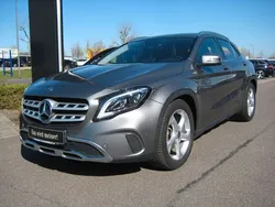 Grau Gebraucht 2019 Mercedes GLA180 Urban SUV | 24.950 € (Fairer Preis)
