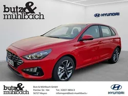 Rot Gebraucht 2024 Hyundai i30 Trend Limousine | 25.490 € (Guter Preis)