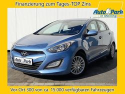 Blau Gebraucht 2013 Hyundai i30 Classic Limousine | 6.977 € (Etwas zu teuer)