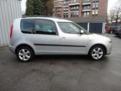 Silber Gebraucht 2009 Skoda Roomster Style Van / Kleinbus | 7.490 € (Teuer)