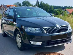 Schwarz Gebraucht 2014 Skoda Octavia Kombi | 6.900 € (Superpreis)
