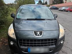 Grau Gebraucht 2010 Peugeot 3008 Limousine | 4.500 € (Etwas zu teuer)