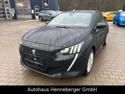 Schwarz Gebraucht 2022 Peugeot e-208 GT Kleinwagen | 17.990 € (Fairer Preis)