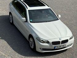 Weiß Gebraucht 2012 BMW 525 Sport Line Kombi | 10.500 € (Fairer Preis)