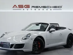 Grau Gebraucht 2018 Porsche 911 Carrera GTS Chrono Cabrio | 117.890 € (Guter Preis)