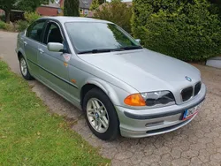 Silber Gebraucht 1998 BMW 320 Sport Line Limousine | 2.450 € (Fairer Preis)